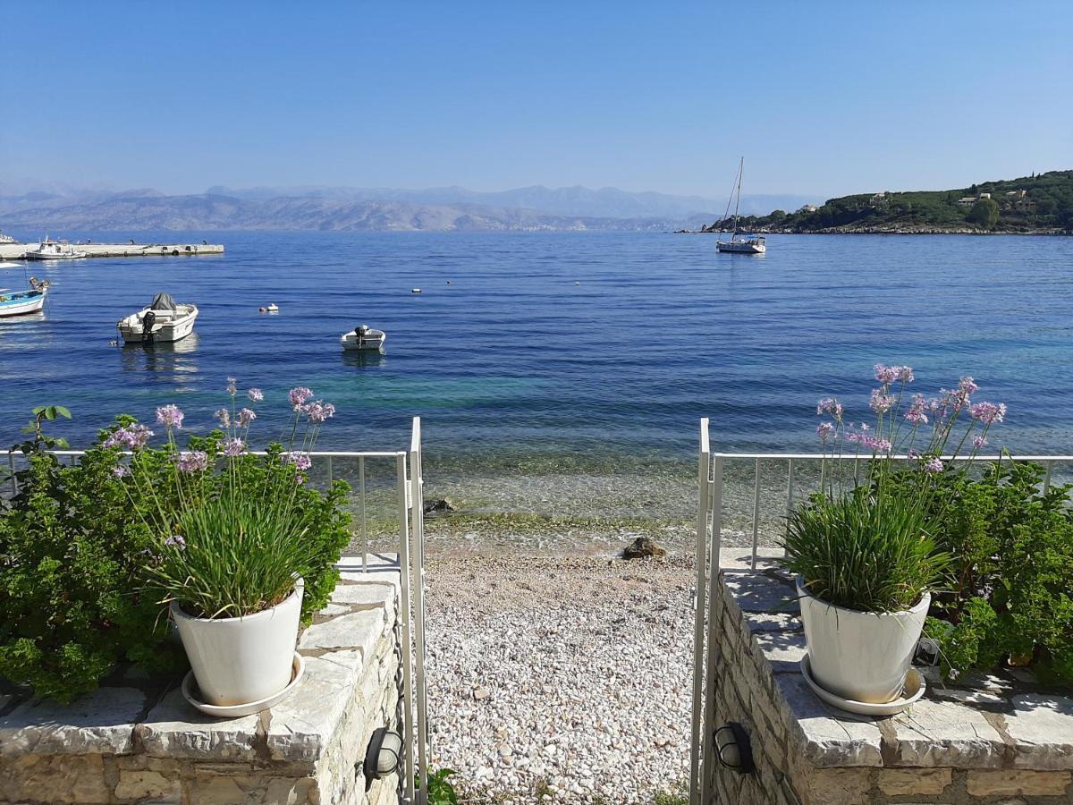 Imerolia Beach Villa Kassiopi Corfu Exterior photo