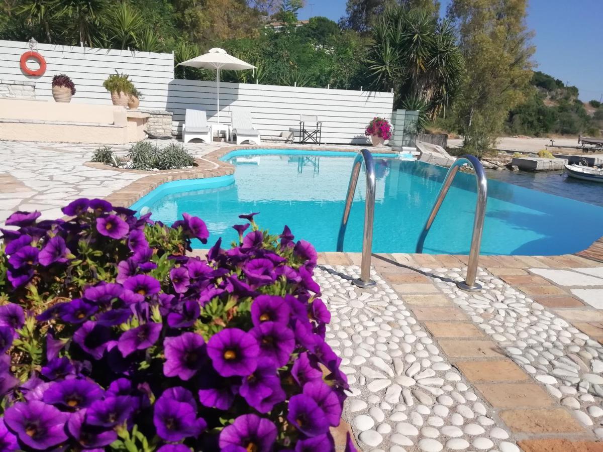 Imerolia Beach Villa Kassiopi Corfu Exterior photo