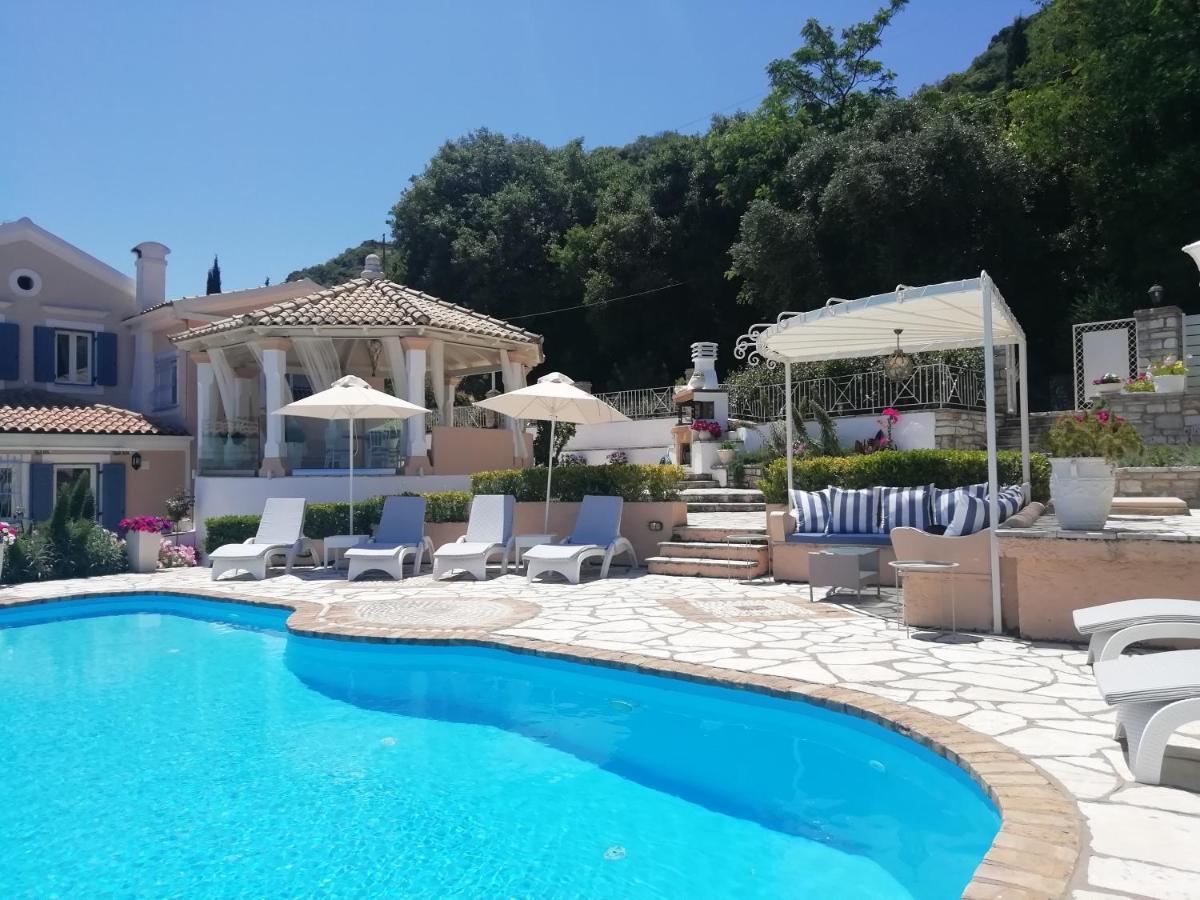 Imerolia Beach Villa Kassiopi Corfu Exterior photo
