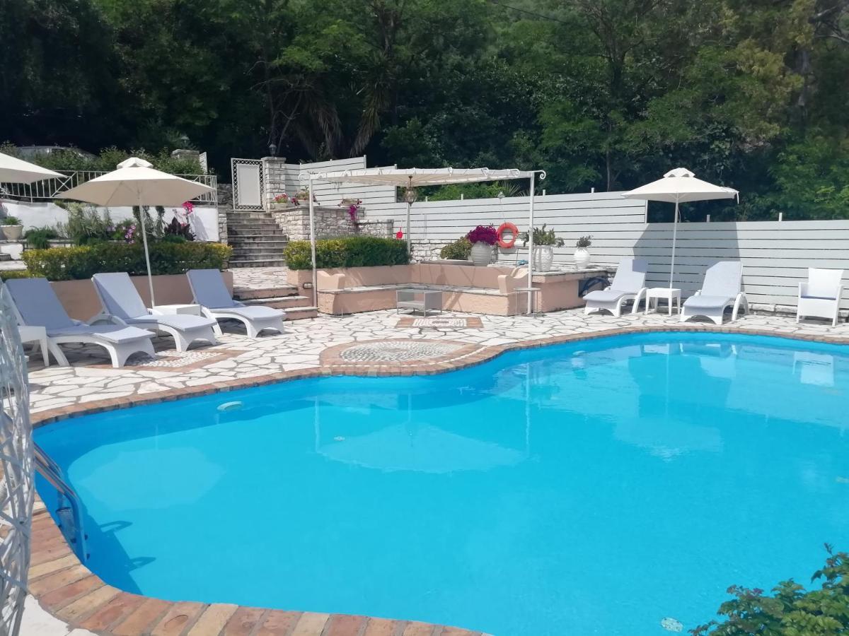 Imerolia Beach Villa Kassiopi Corfu Exterior photo