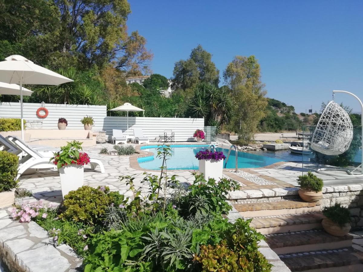 Imerolia Beach Villa Kassiopi Corfu Exterior photo