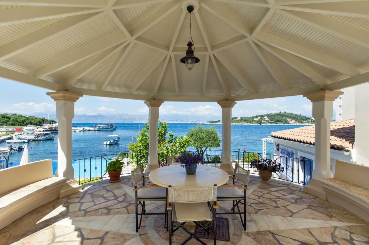 Imerolia Beach Villa Kassiopi Corfu Exterior photo
